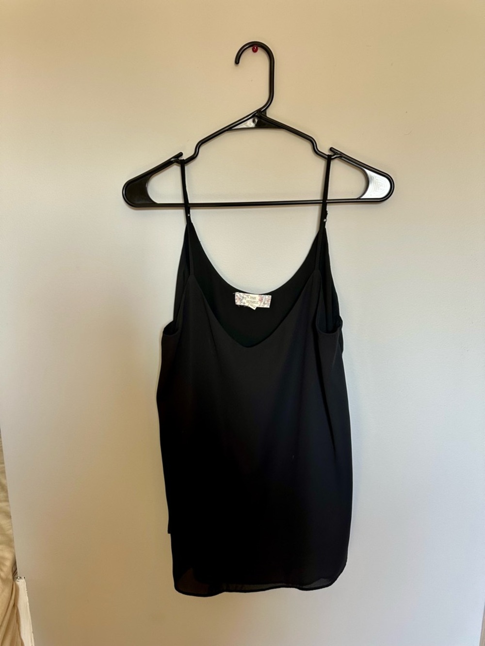 Black Sleeveless Spaghetti Strap Cami Top